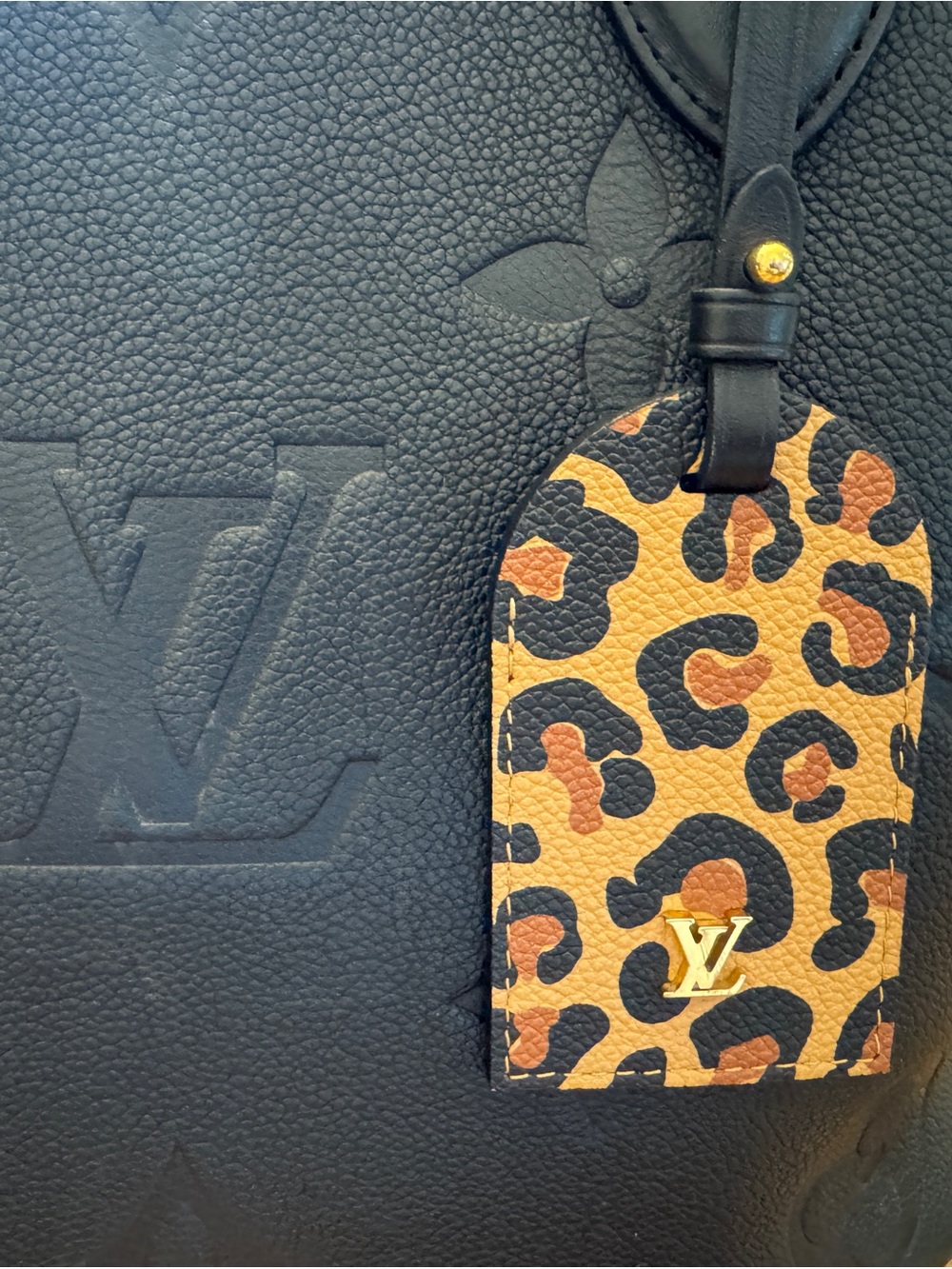 Louis Vuitton Wild at Heart Neverfull MM - Picture 5 of 10